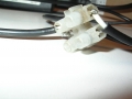 Kostka łącząca kabel zasilania w laptopie
