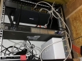 Router dumnie zamocowany w szafie